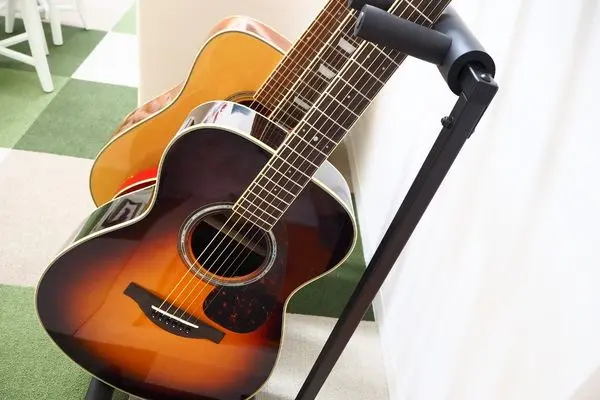 自由が丘のギター教室で利用できる無料レンタルギター