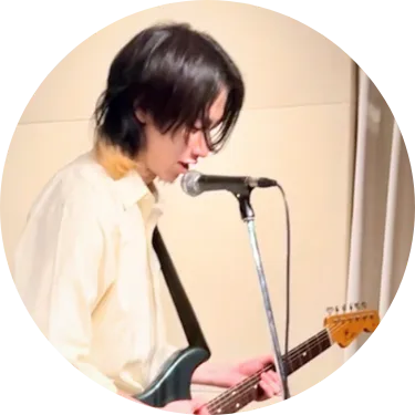 自由が丘のギター教室講師 益山先生